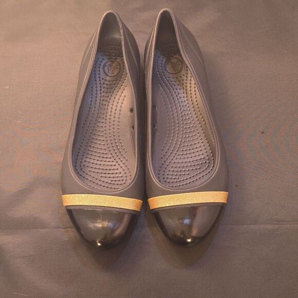 CROCS WOMENS BRYNN BALLET with TOE CAP AND SPARKLE TRIM FLATS - Picture 2 of 16